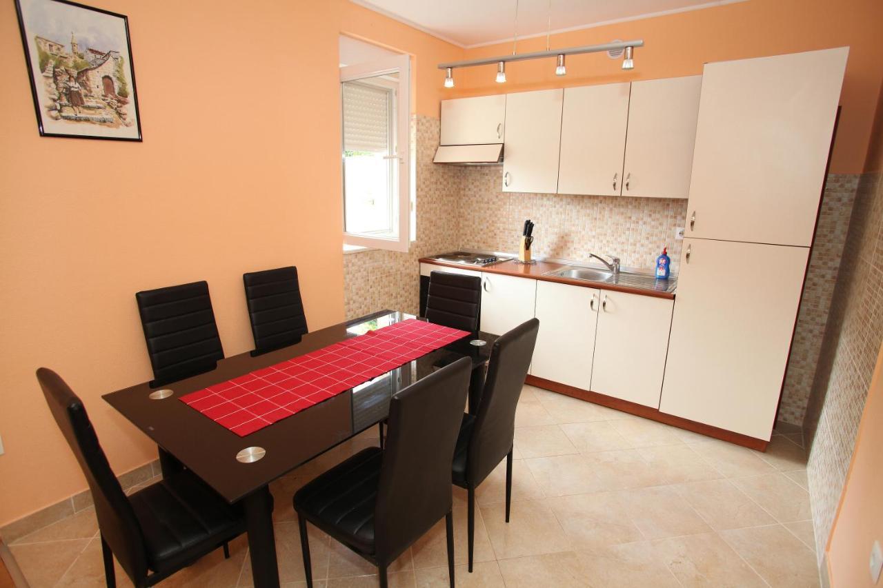 Apartmani Petra Trogir Oda fotoğraf